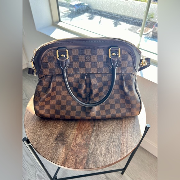 LOUIS VUITTON DAMIER EBENE TREVI PM - Picture 1 of 6